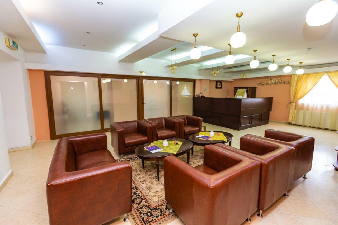 Hotel Miraj - Restaurant & Sauna & Biliard Poiana Braşov Exterior foto